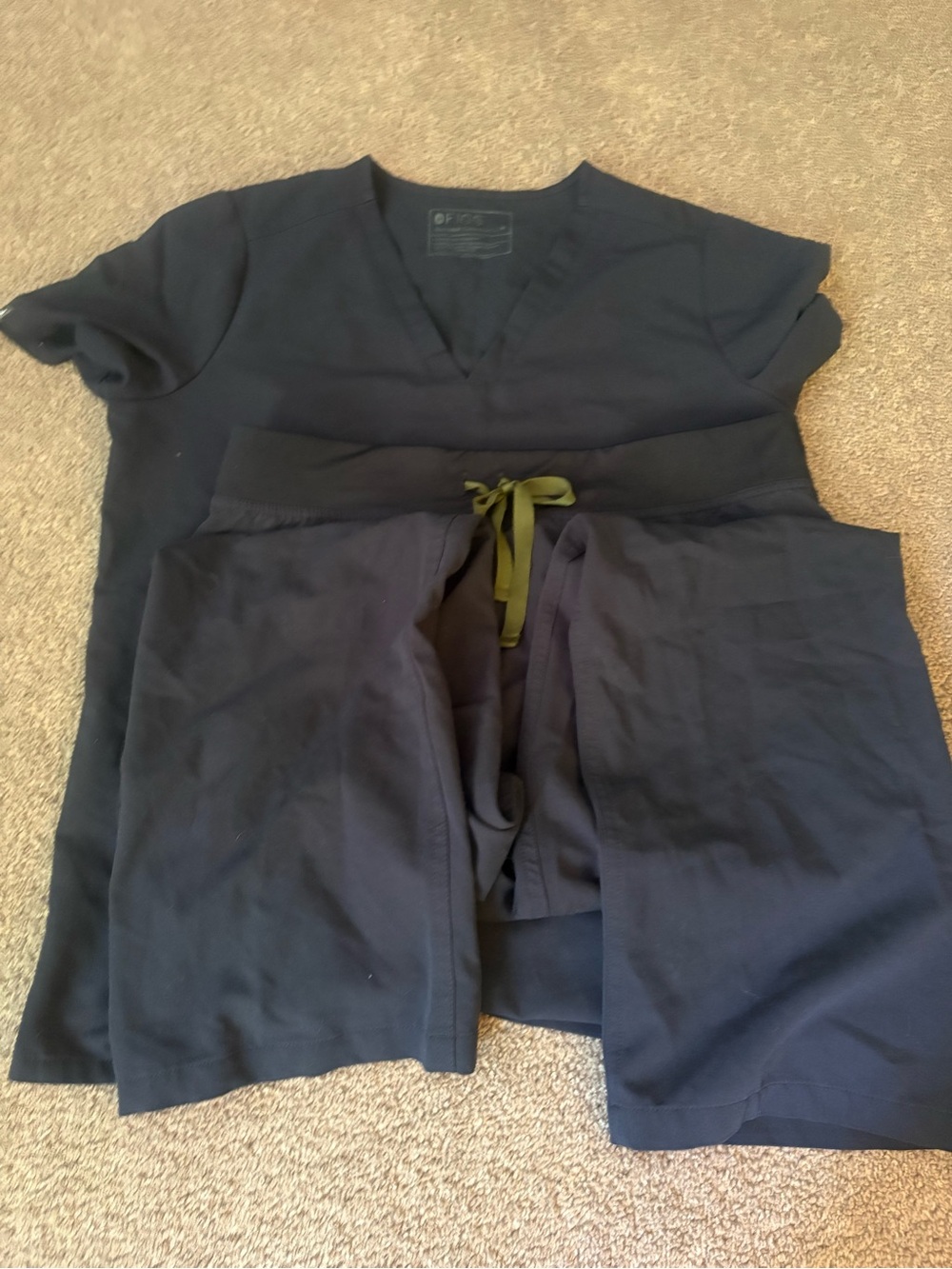 Figs scrub set